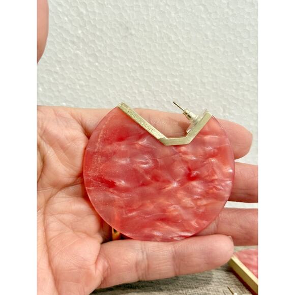 Kendra Scott Kai Peach Mother of Pearl Gold Extra Large Drop Earrings - Picture 2 of 3